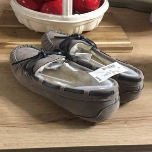 Aeropostale moccasin taupe in color size 6